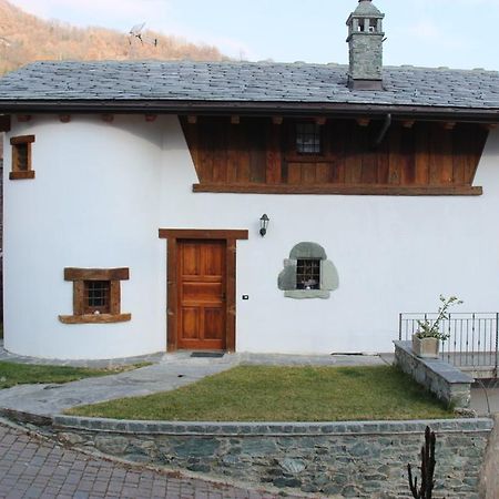 Villa La Tour Nus Ruang foto