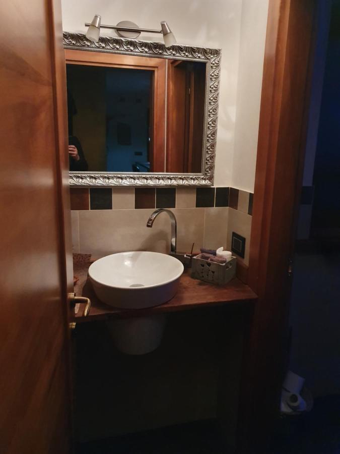Villa La Tour Nus Bagian luar foto