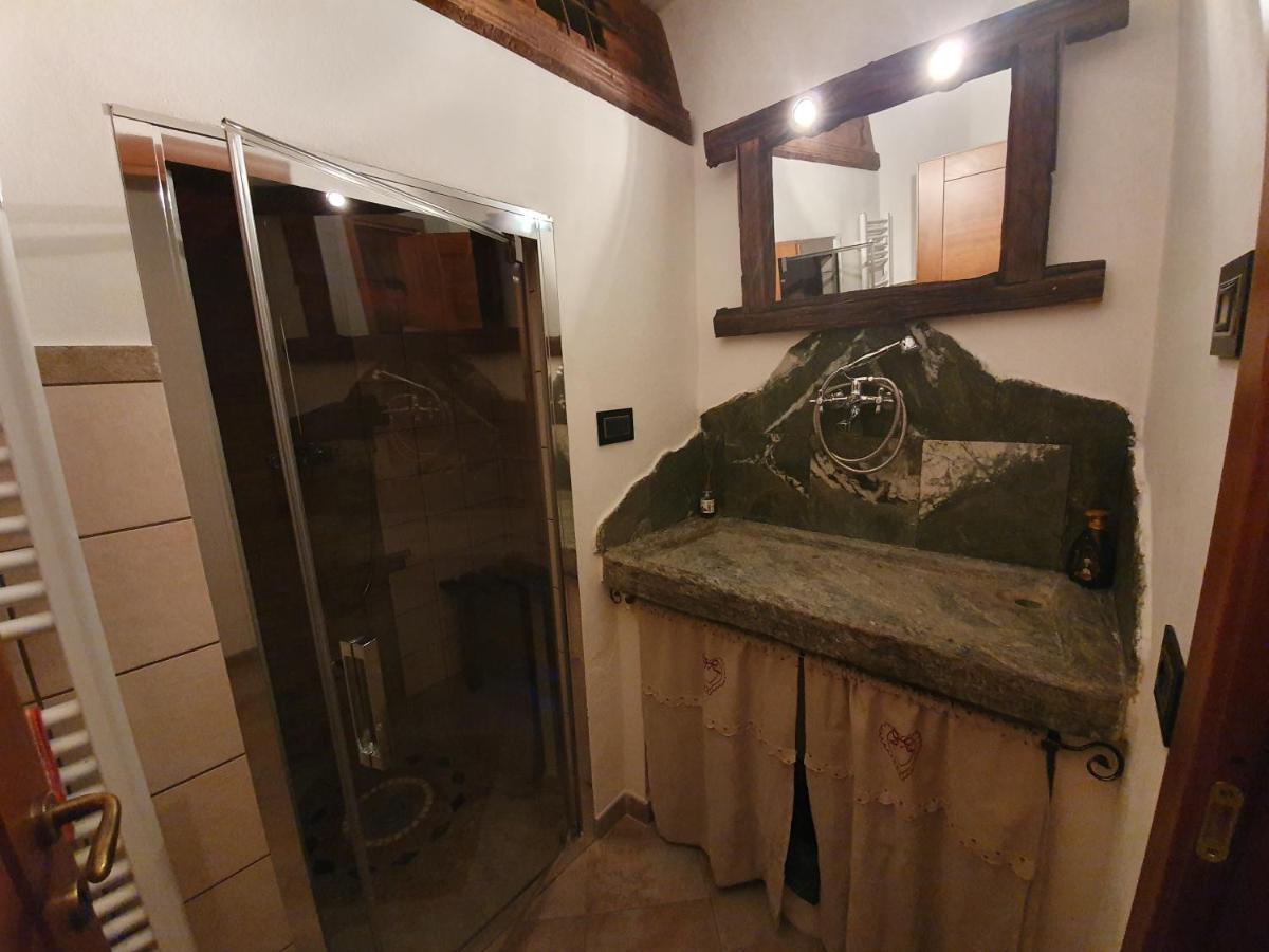 Villa La Tour Nus Bagian luar foto