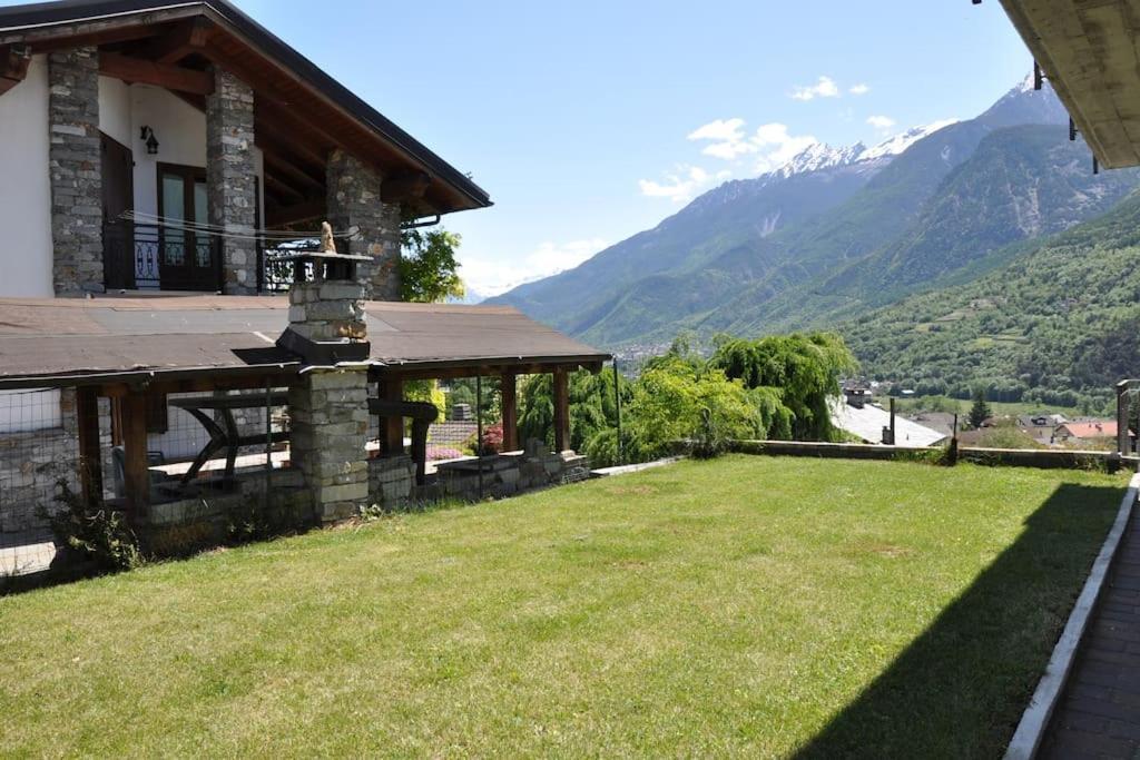 Villa La Tour Nus Bagian luar foto
